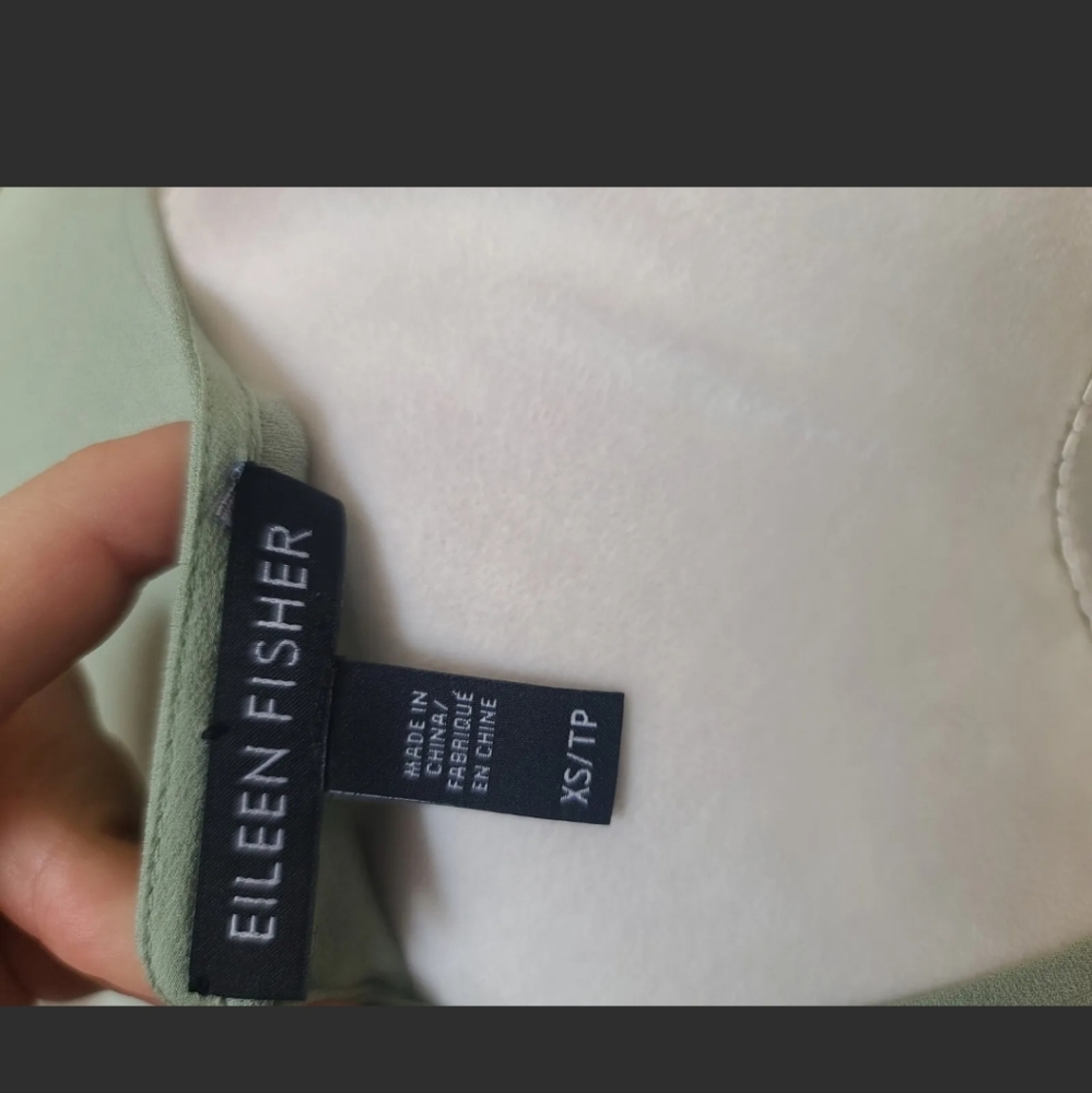 Like New Eileen Fisher *Light Green* 100% Silk Georgette Bateau Neck Tank XS TP - Picture 6 of 6